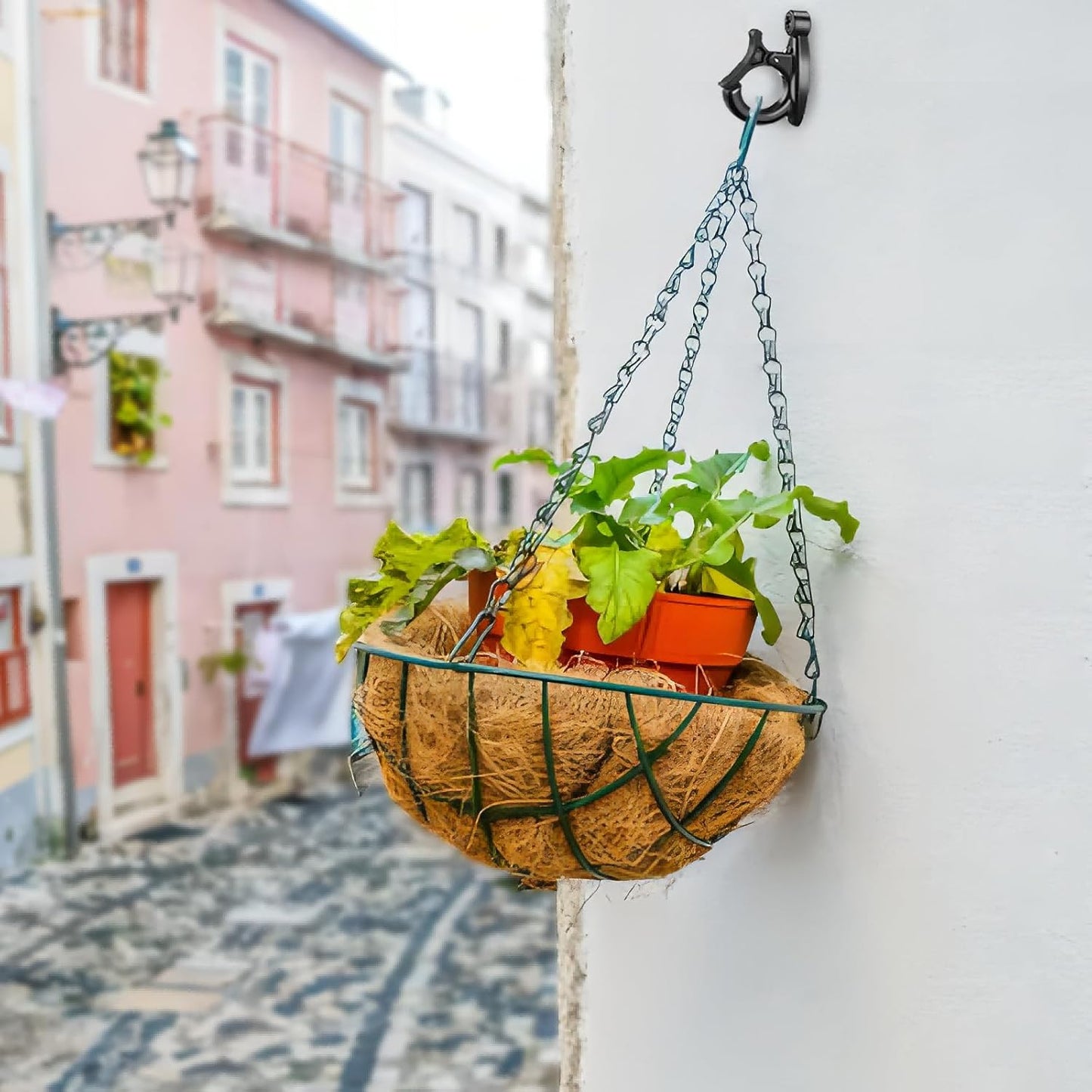 24 Pcs String Light Hooks, Screw in Hooks for Hanging String Lamp, Wire, Plants Pot, Wind Chimes, Patio Fairy Light Cord Holder with Buckle, Outdoor Concrete Wood Wall Halloween Xmas Decor Q Hanger