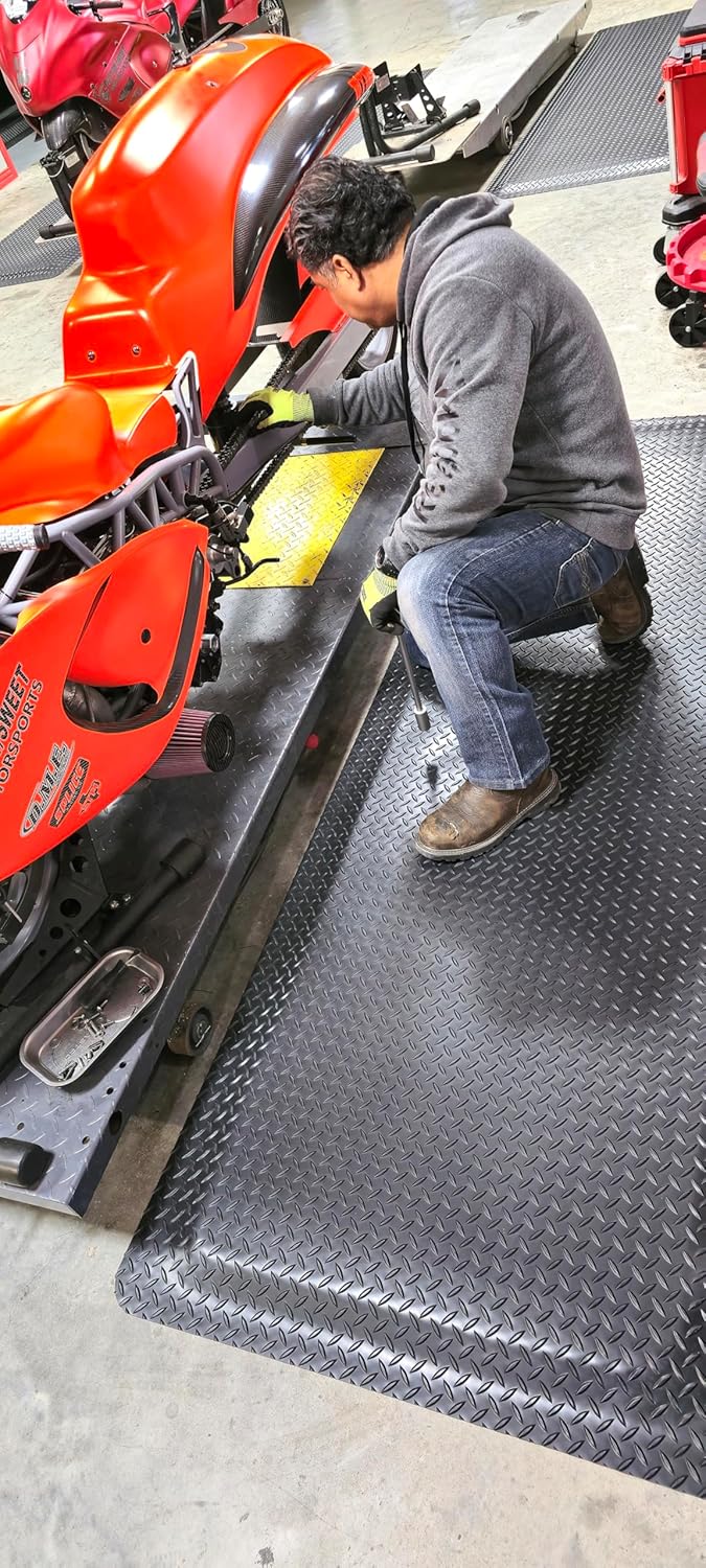 Rhino Mats, American Classic Diamond Anti-Fatigue Mats, Industrial Ergonomic Comfort Standing Mat for Work, Home, Garage, Office, Kitchen or Anywhere (Black 1" Thick, 4 FT. x 17 FT.)